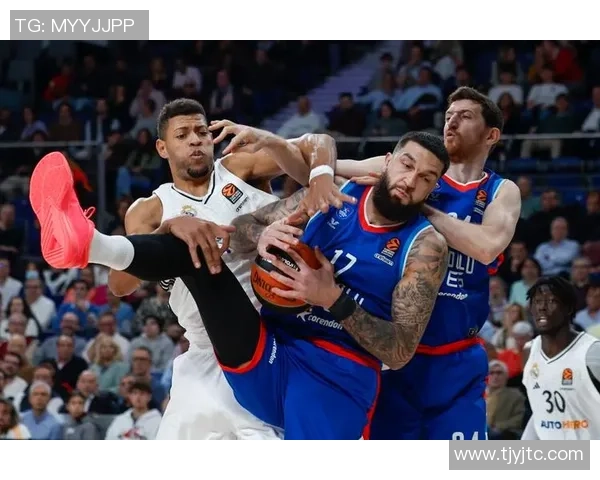 阿纳多卢艾菲斯与皇家马德里激战正酣谁将赢得胜利的荣耀